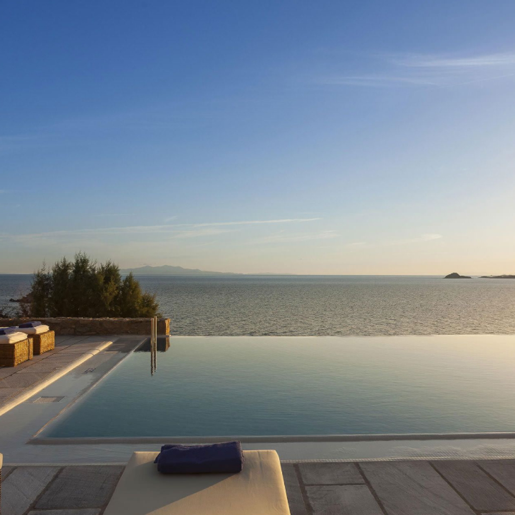 Villa Pinta | Villa in Mykonos 1 Location Villa Pinta Mykonos – vue extérieure de la propriété