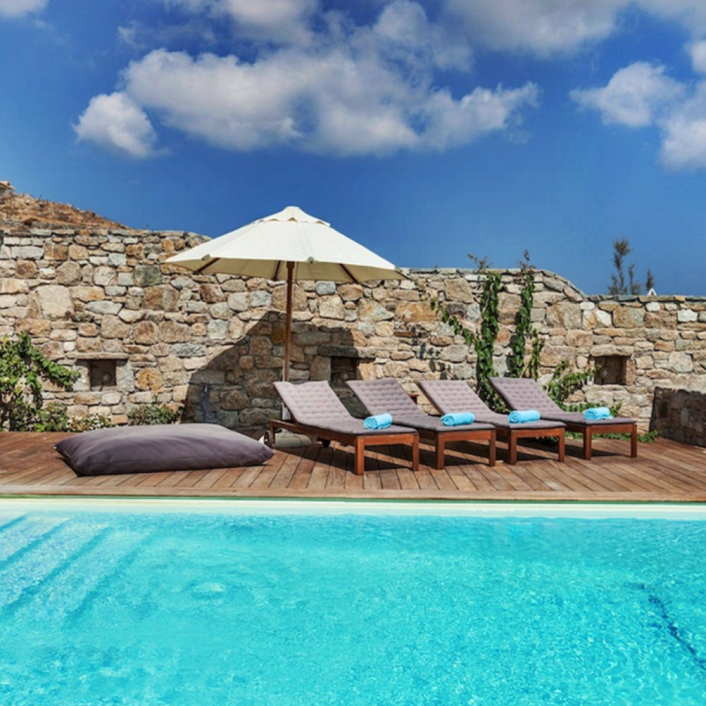 Villa Nestor | Villa à Mykonos 1 Location Villa Nestor Mykonos – vue extérieure de la propriété