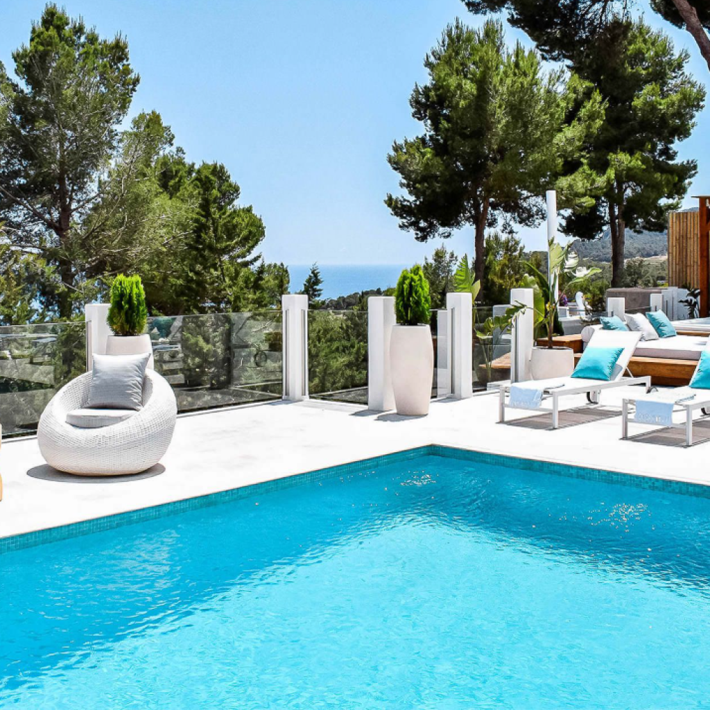Villa Verner | Villa Ibiza 1 Location Villa Verner Ibiza – vue extérieure de la propriété