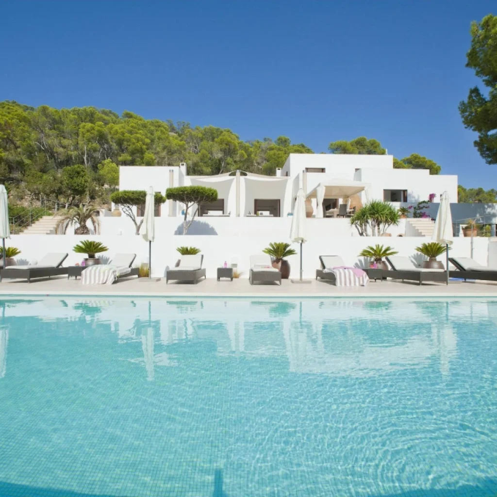 Villa Alessia | Villa in Ibiza 1 Location Villa Alessia Ibiza – vue extérieure de la propriété