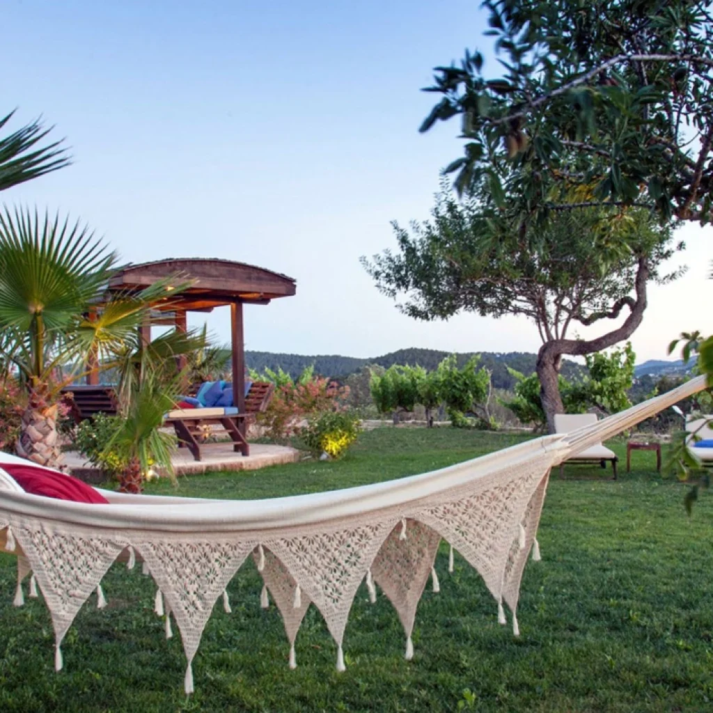 Villa Jardin | Villa Ibiza 1 Location Villa Jardin Ibiza – vue extérieure de la propriété
