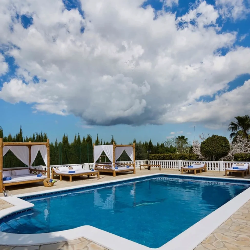 Villa Sabor | Villa in Ibiza 1 Location Villa Sabor Ibiza – vue extérieure de la propriété