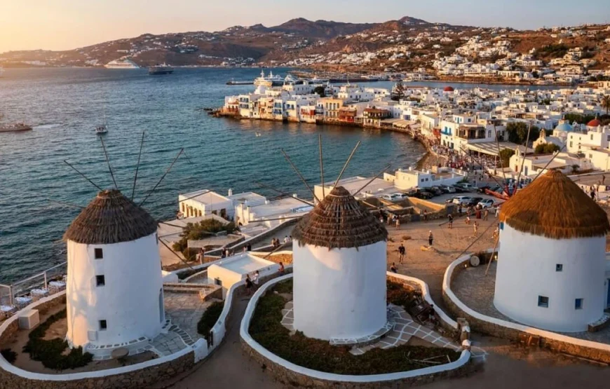 Découvrez Chora, la capitale de Mykonos, avec un guide privé – Transferts A/R inclus