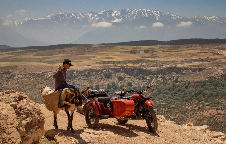 Excursion en Side-Car Vintage à Marrakech