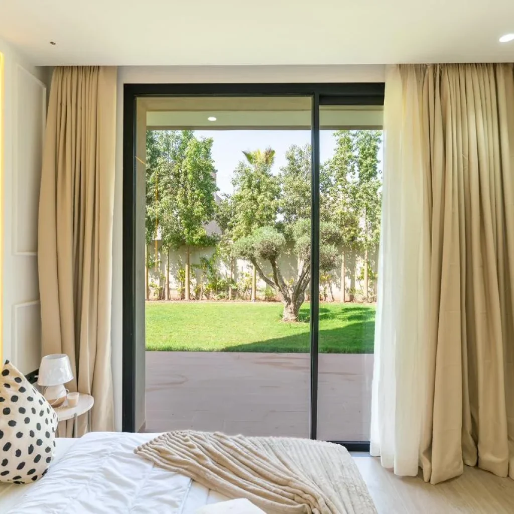 Villa Marrakech Guéliz : trouvez votre séjour privé au cœur de la ville 4 villa marrakech gueliz Chambre privée dans une villa de luxe près de Guéliz