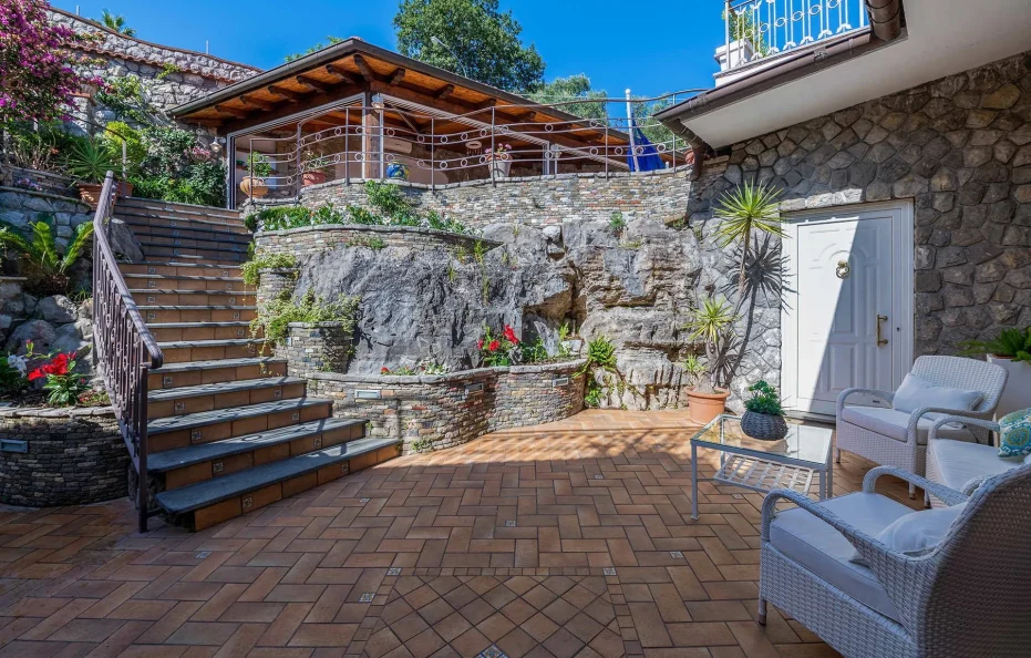 Villa Pietraluna | Villa Sorrento