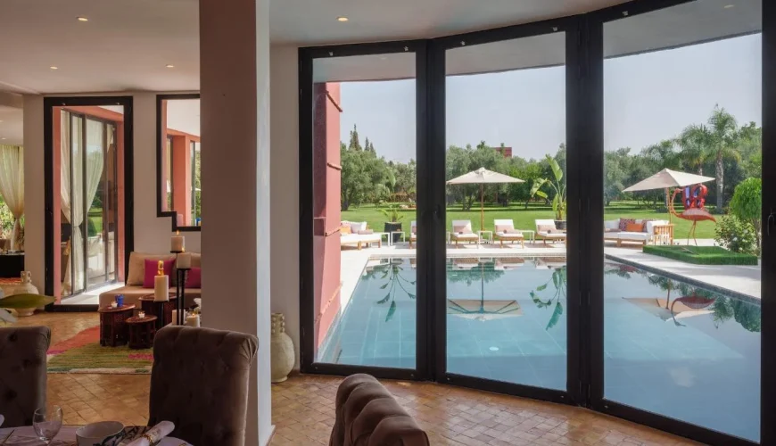 Location villa Marrakech 20 personnes avec 10 chambres et piscine privée