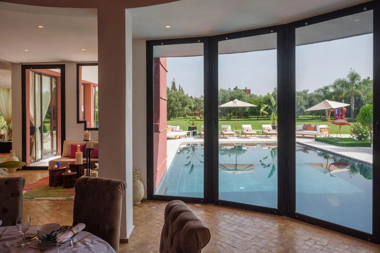 Location villa Marrakech 20 personnes avec 10 chambres et piscine privée