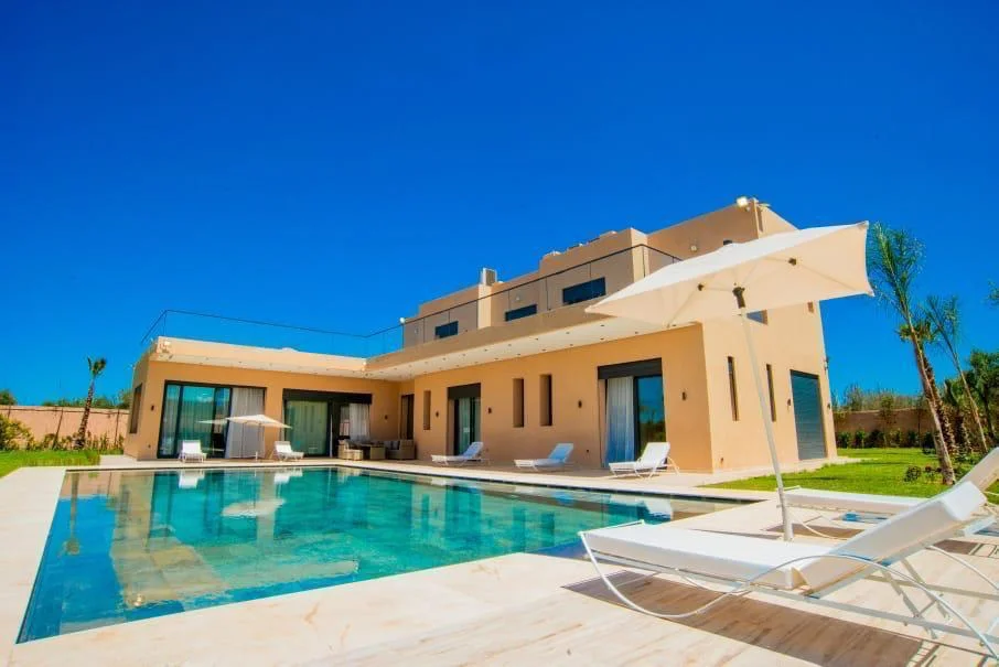 location villa Marrakech route de l’Ourika avec piscine privée et vue sur l’Atlas