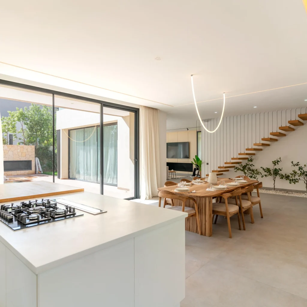 Villa Marrakech Guéliz : trouvez votre séjour privé au cœur de la ville 2 Salon spacieux dans une villa à Marrakech près de Guéliz