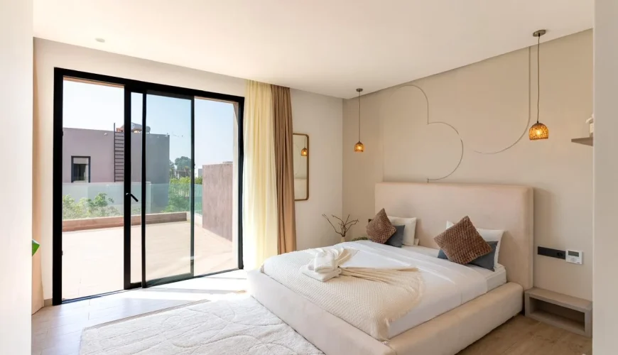 Villa Marrakech Médina avec patio, piscine privée et architecture marocaine